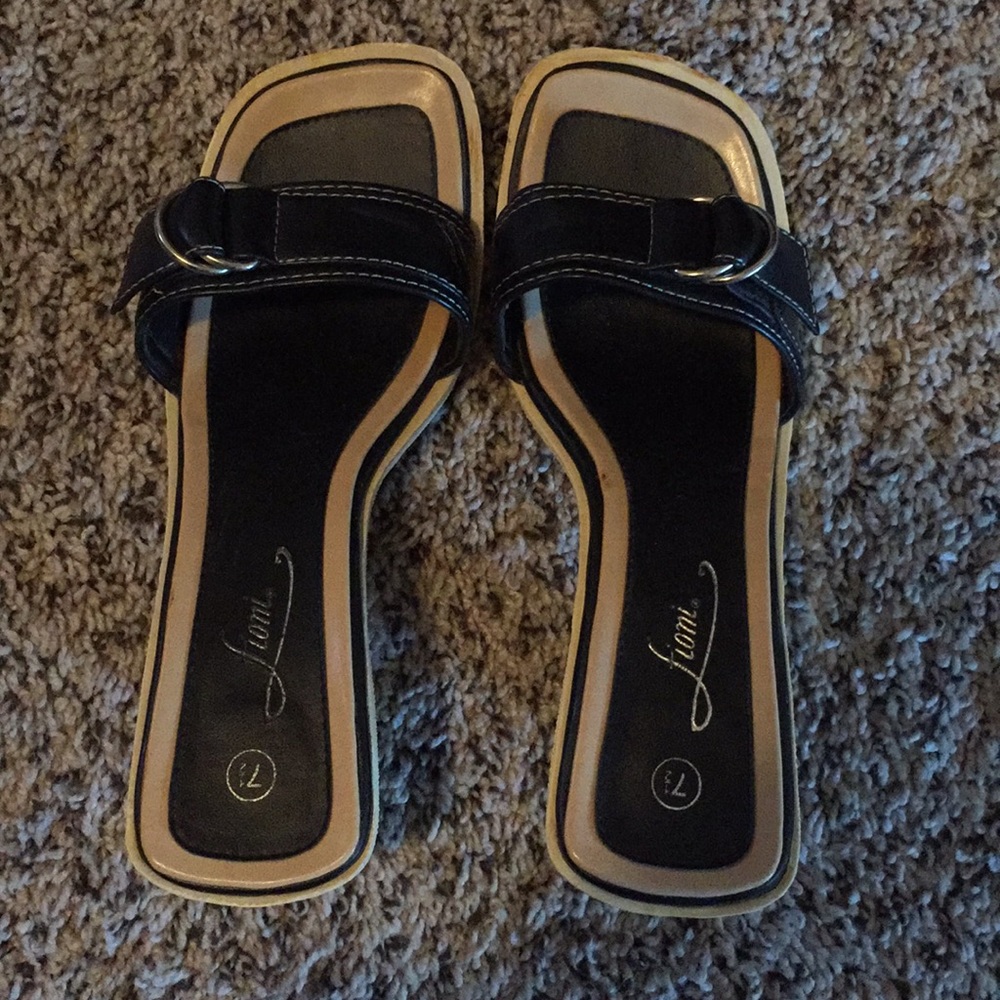 Summer shoes